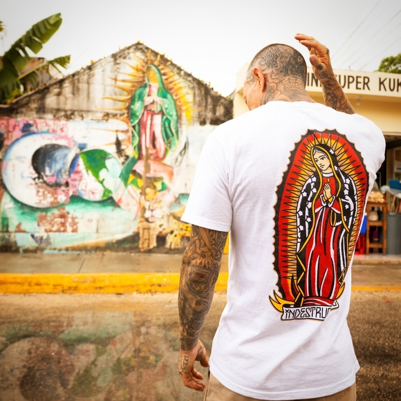 Meet your Posher, Chris - Picture 1 of 3